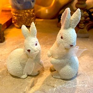 Department  56 Snowbunnies  2008 Easter Bunnies Lot of 2 Figurines